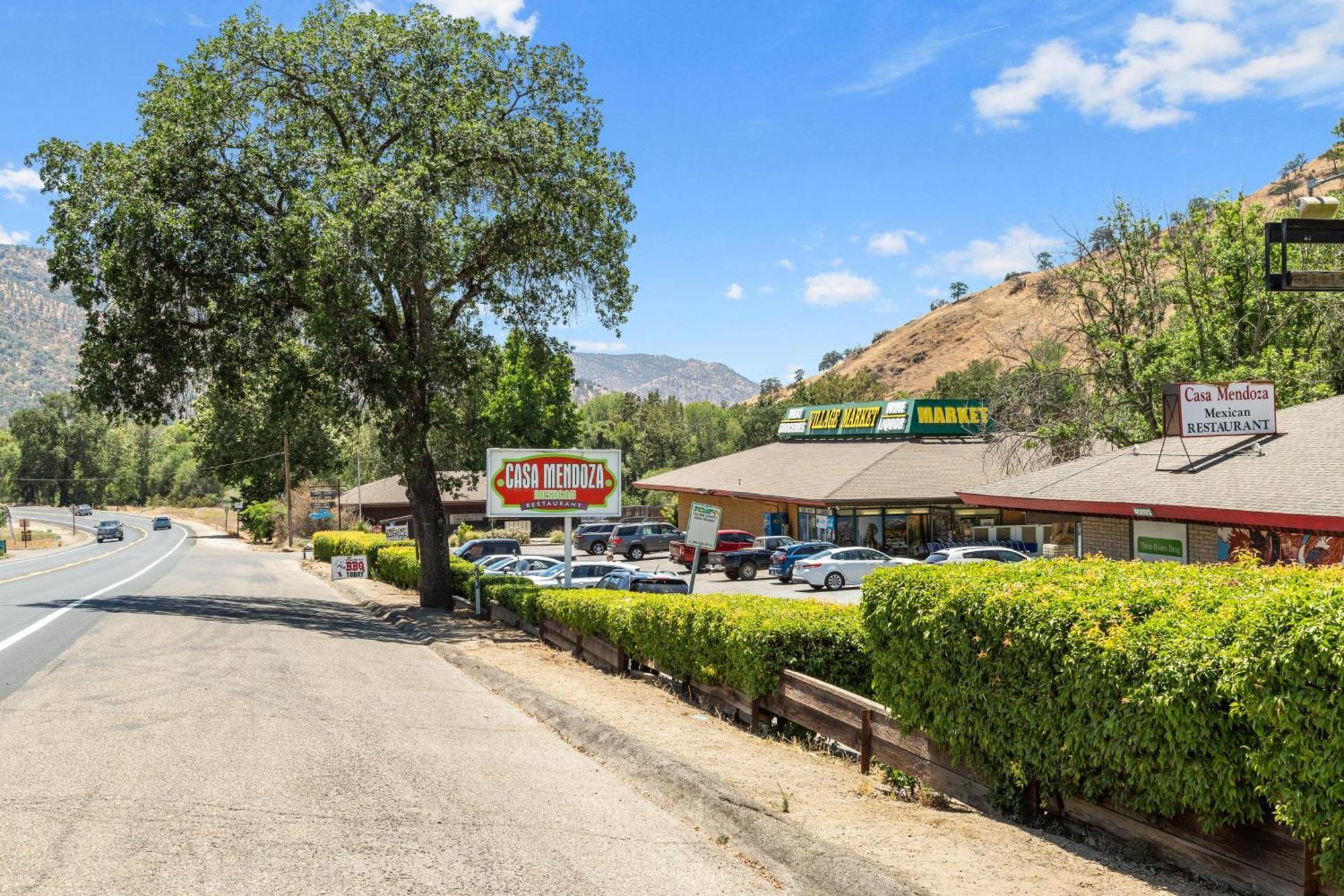 The Atwell Sequoia Rm 8 Holiday home Three Rivers